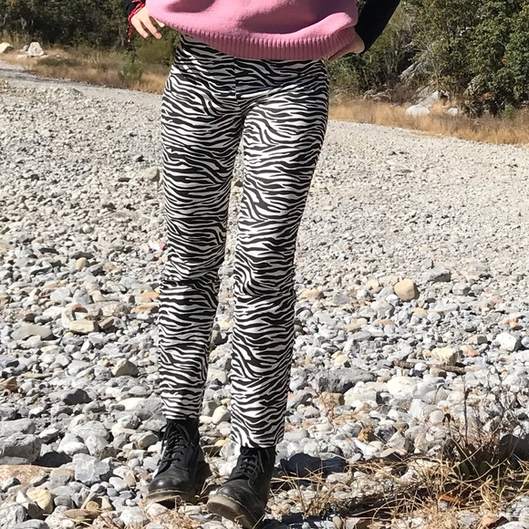 Zebra pants - Picture 6 of 6